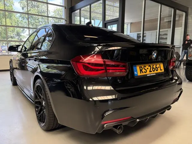 BMW 3-serie 318i Edition M Sport Shadow Executive Cruise, Navi, Schuifdak