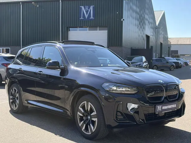 BMW ix3 High Executive 80 kWh M SPORT | PANORAMA DAK | LEDER | SOH 99% | APPLE CARPLAY