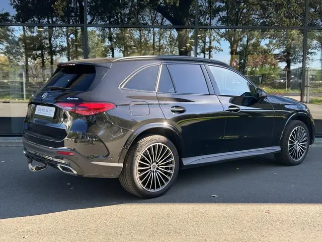 Mercedes-Benz GLC 300e AMG 4Matic // Trekhaak // Memory // 360 Camera // Panoramadak // Digital Ligh...
