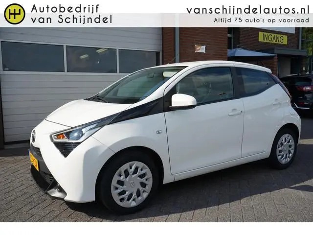 Toyota Aygo 1.0 VVT-I X-PLAY LUXE 5DEURS ORIGINEEL NEDERLANDS PERF ONDERHOUDEN CAMERA ANDROID/APPLEC...