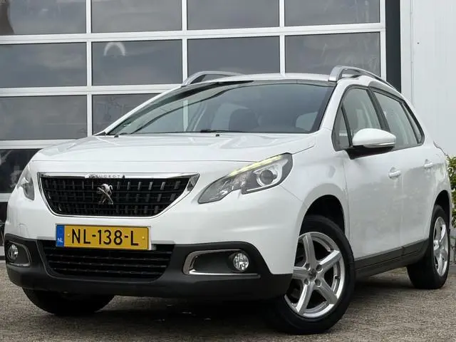 Peugeot 2008 1.2 PureTech Blue Lion 82pk | Apple Carplay/Android Auto | Cruise control | Dab | Licht...