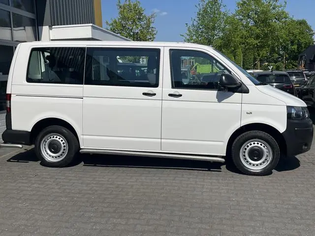 Volkswagen Transporter Kombi 2.0 TDI DSG Automaat L1H1 BTW en BPM vrij Airco Cruise control Trekhaak...