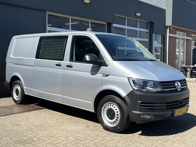 Volkswagen Transporter 2.0 TSI L2H1 Benzine Dubbele schuifdeur Airco Cruise controle Telefoonverbind...