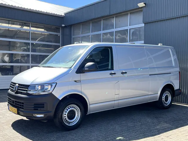 Volkswagen Transporter 2.0 TSI L2H1 Benzine Dubbele schuifdeur Airco Cruise controle Telefoonverbind...