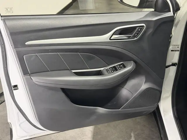 MG ZS EV