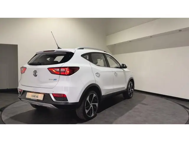 MG ZS EV