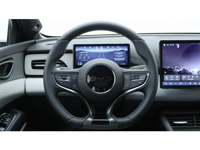 BYD SEAL