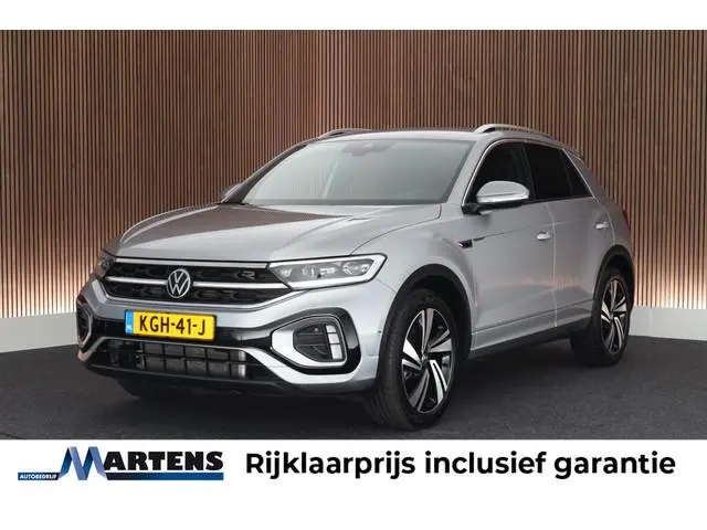 Volkswagen T-Roc 1.5 TSI 150pk DSG R-Line Edition Camera Stoelverwarming Keyless Adaptive Cruise Vir...