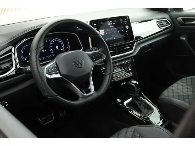 Volkswagen T-Roc 1.5 TSI 150pk DSG R-Line Edition Camera Stoelverwarming Keyless Adaptive Cruise Vir...