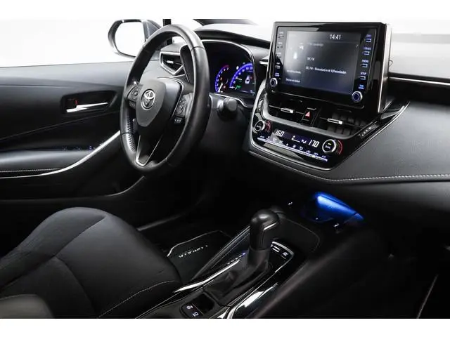 Toyota Corolla 1.8 Hybrid Business Intro | STUURVERWARMING | DAB | APPLE | DRAADLOZE LADER | CAMERA