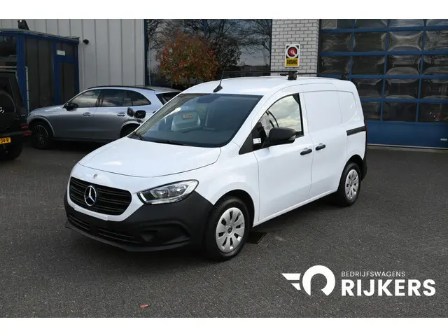 Mercedes-Benz Citan 110 CDI L1 Base MBUX met camera, Smartphone integratie, Etc.