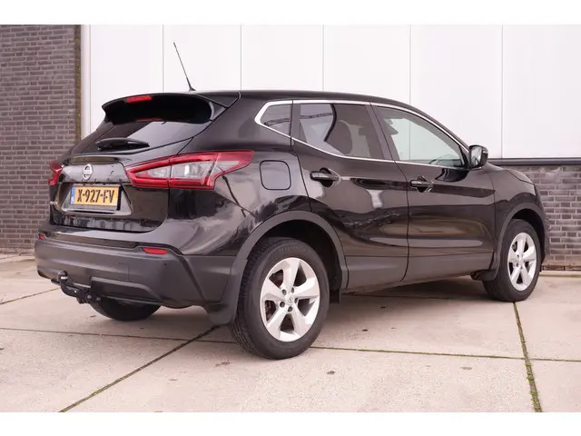 Nissan Qashqai 1.3 DIG-T Business Edition | Trekhaak | Carplay | Camera | Climate 
