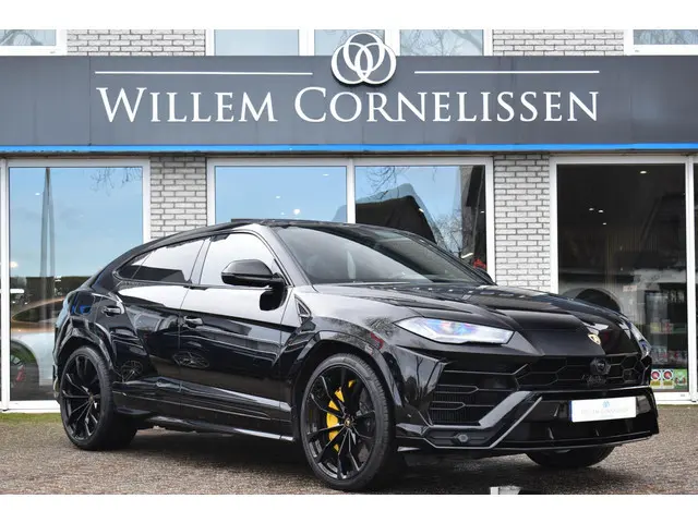 Lamborghini Urus 4.0 V8 Keramisch Pano B&O Leder BTW Lamborghini Urus 4.0 V8 Keramisch Pano B&O Leder