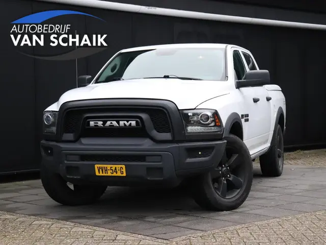 Dodge Ram 1500 5.7 V8 4x4 Quad Cab 6'4 Sport  | LAGE BIJTELLING !!! | CAMERA | PANO-DAK | TREKHAAK | LEDER |