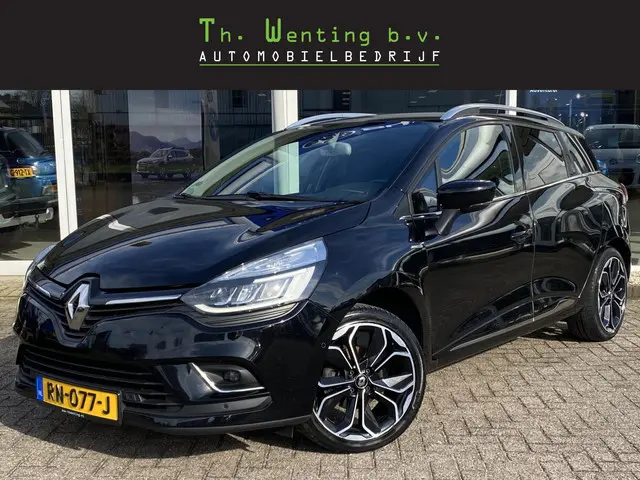 Renault Clio Estate 0.9 TCe Bose  | Stoelverwarming voor | Achteruitrijcamera | Parkeersensoren voor + achter | Navigatie | Premium geluidsinstallatie |
