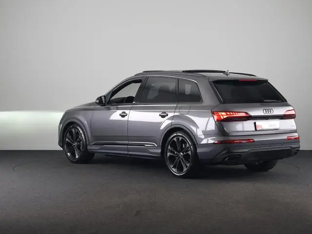 Audi Q7 55 TFSI e quattro Pro Line S 394 pk S-tronic | Verlengde garantie | Navigatie | Panoramadak...