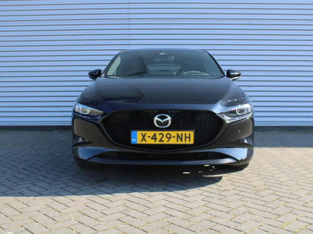 Mazda 3 2.0 e-SkyActiv-X M Hybrid 6MT 186PK Homura | BTW Auto | Navi | Adap. Cruise | Camera | HUD |...