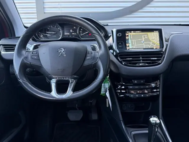 Peugeot 2008 1.2 VTi Allure 2e Eigenaar|Navi|Pano|Clima|Trekhaak|Cruise|PDC|N.A.P|APK tot 04-2027