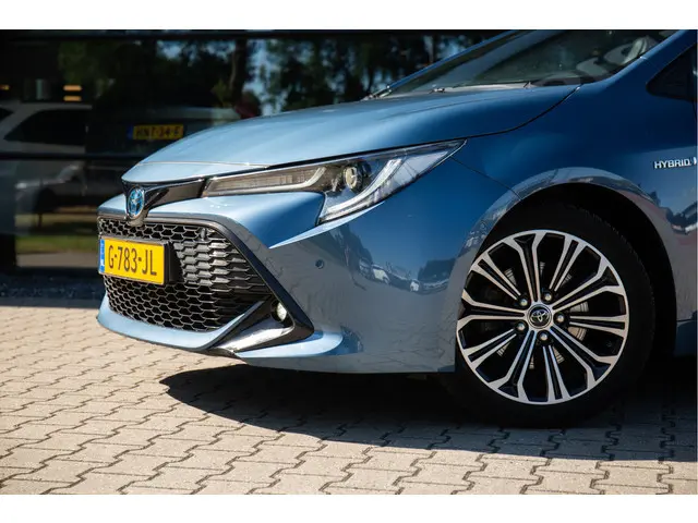 Toyota Corolla Touring Sports