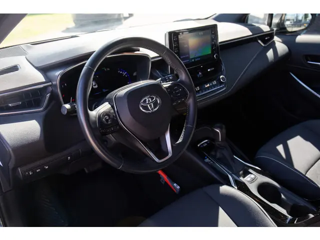 Toyota Corolla Touring Sports