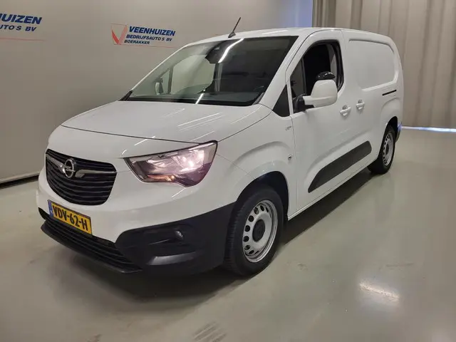 Opel Combo 1.5D 130pk L2/H1 Automaat Euro 6!