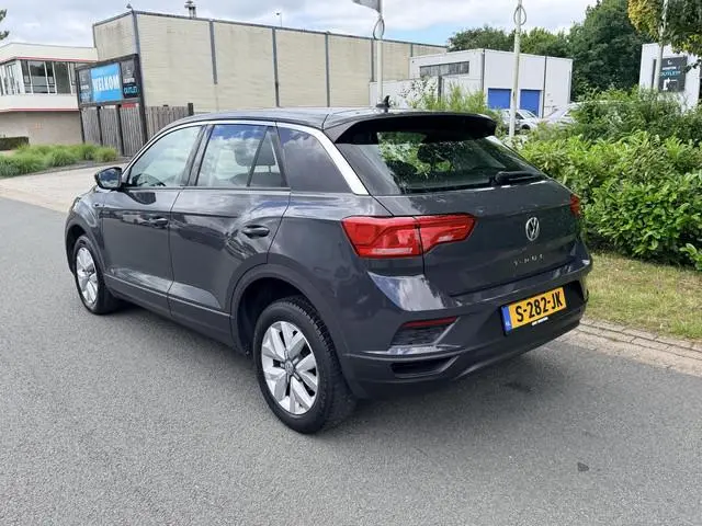 Volkswagen T-Roc 1.0 TSI 116PK Navigatie•Airco