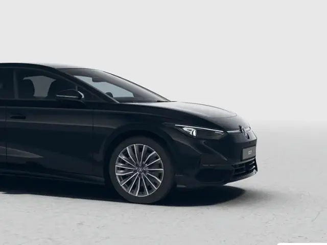 Volkswagen ID.7 Limited Edition Plus 77 kWh accu 286 PK · Achteruitrijcamera · Sfeerverlichting · Vo...