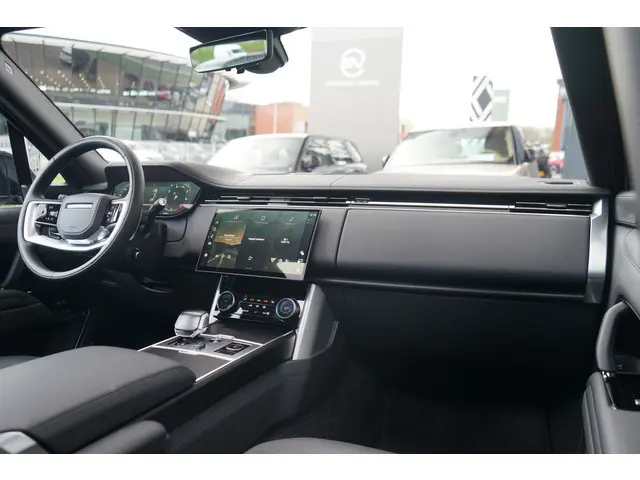 Land Rover Range Rover 4.4 P530 SV MHEV | Massage stoelen | Head-up display |