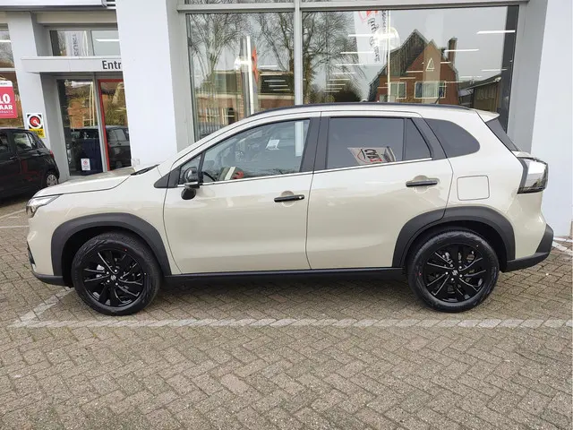 Suzuki S-Cross 1.4 BOOSTERJET SPECIAL EDITION AUTOMAAT Direct Leverbaar | Ruim € 2.000 Special Editi...