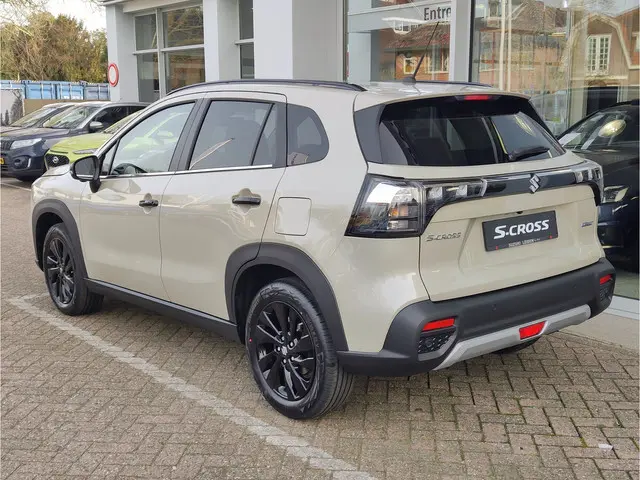 Suzuki S-Cross 1.4 BOOSTERJET SPECIAL EDITION AUTOMAAT Direct Leverbaar | Ruim € 2.000 Special Editi...