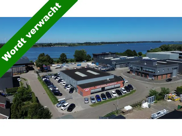 ŠKODA Karoq 1.5 TSI ACT Business Edition ✅ Automaat ✅ Carplay ✅ Keyless ✅ Camera ✅