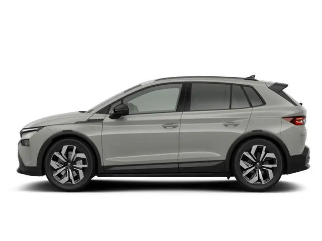 Skoda Elroq 85 Sportline | Travel Assist | 20" lichtmetaal | stoel- en stuurverwarming | Keyless ent...