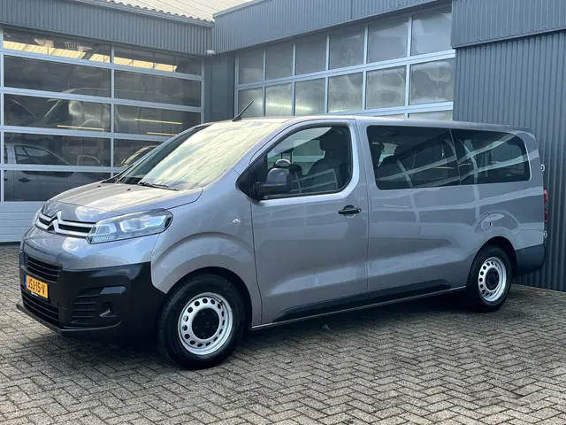 Citroën Jumpy 1.5 BlueHDi XL Marge BTW en BPM vrij!! Airco Cruise controle Trekhaak 2500kg Navigatiesysteem Personenvervoer 8-Persoons Parkeerhulp achter Apple carplay 1e eigenaar Euro 6 Bpm en Btw vrij voor particulier