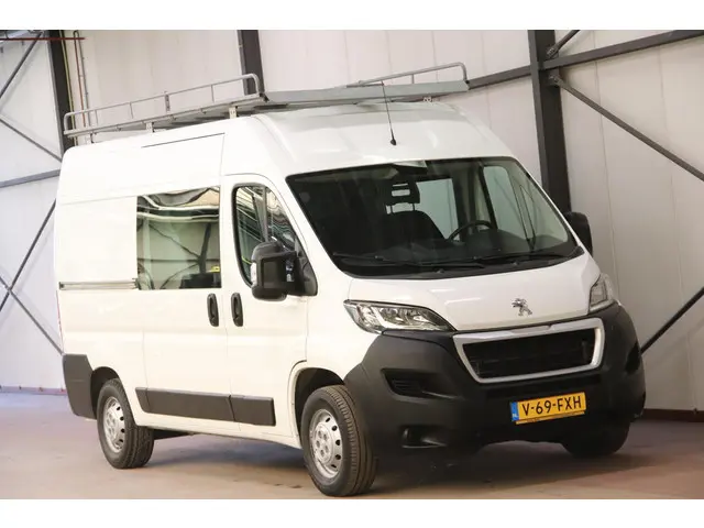 Peugeot Boxer L2H2 DUBBEL CABINE 7 personen IMPERIAAL Peugeot Boxer L2H2 DUBBEL CABINE 7 personen me...