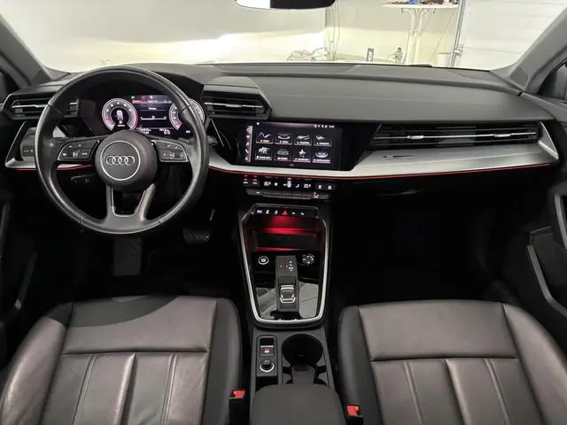 Audi A3 Sportback 35 TFSI Pro Line | CARPLAY | CLIMA | NAVI | CAMERA |