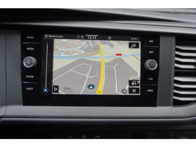 Volkswagen Transporter 110pk L2H1 Navigatie Achterdeuren Apple carplay LED Camera Parkeersensoren  A...