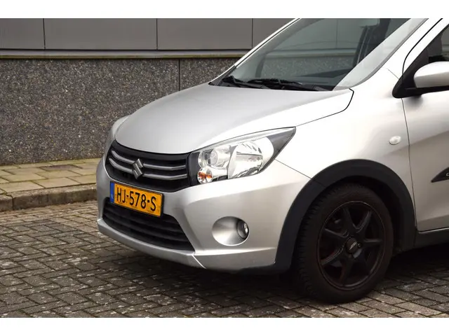 Suzuki Celerio 1.0 Exclusive | Zwart lichtmetalen velgen!! | 1e eigenaar | Volledig dealer onderhoud...