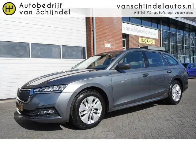 ŠKODA Octavia Combi 1.5 E-TSI 150PK MHEV BUSINESS EDITION ORIGINEEL NEDERLANDS VIRTUEEL COCKPIT STOE...