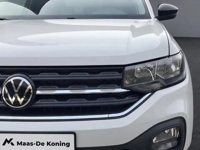 Volkswagen T-Cross 1.0 TSI 110pk DSG Life · Camera · Apple/Android Car Play · Afneembare Trekhaak ·...