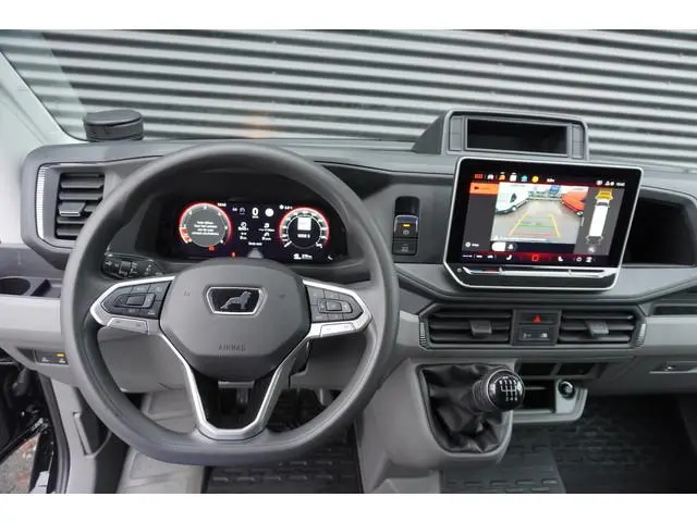 MAN TGE 140pk Facelift L3H3/L2H2 Navigatie Trekhaak Apple Carplay Camera Betimmering Cruise control...