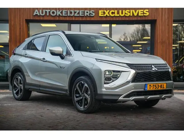 Mitsubishi Eclipse Cross 2.4 PHEV Intense+ Camera Hill hoild Apple carplay Brake assist Dakrails