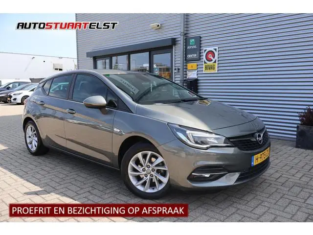 Opel Astra 1.2 Business Edition 2e Eigenaar | Volledig onderh | NAP | Trekhaak | Carplay | Navi | Cr...