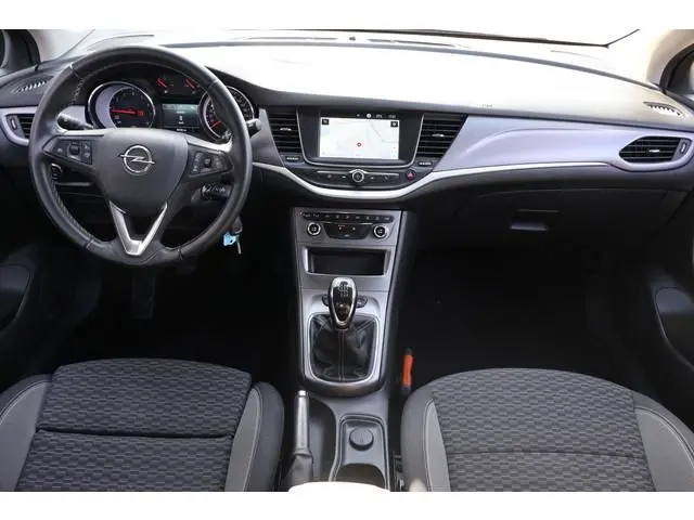 Opel Astra 1.2 Business Edition 2e Eigenaar | Volledig onderh | NAP | Trekhaak | Carplay | Navi | Cr...