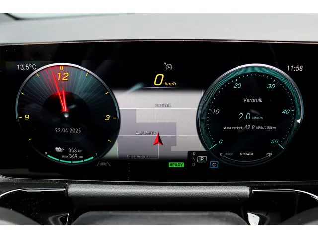 Mercedes-Benz EQA