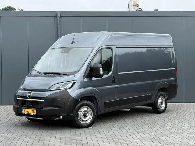 Opel Movano
