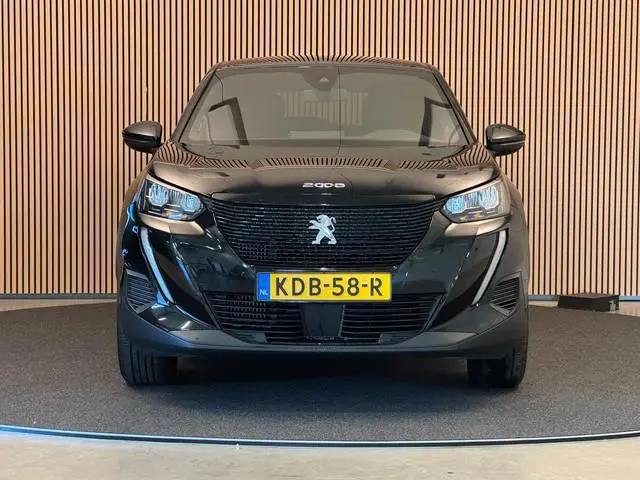 Peugeot 2008 1.2 PureTech 130PK Active Pack | Carplay | Camera | Stoelverw. | Incl. garantie