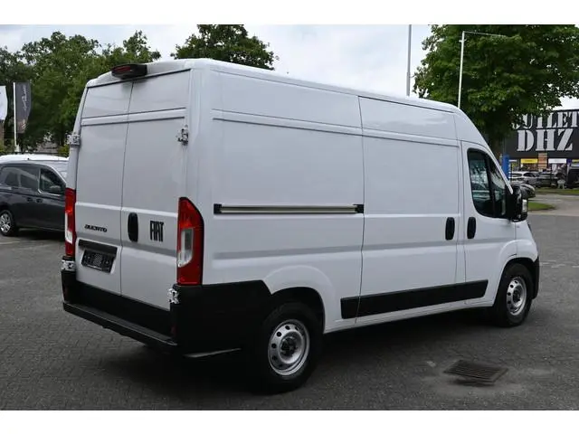 Fiat Ducato 2.2 MultiJet 140 S&S L2H2 3.5t Airco, Camera, 270 Graden achterdeuren