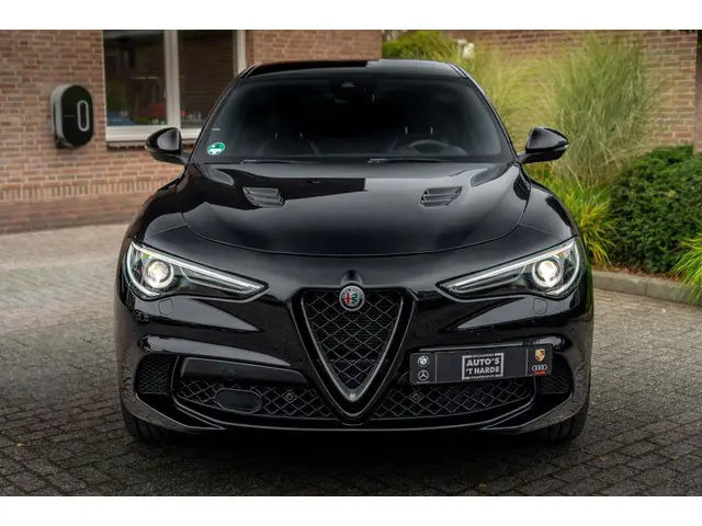 Alfa Romeo Stelvio 2.9 V6 AWD Quadrifoglio 510 PK Adaptive Cruise Harman Kardon Keyless 20''