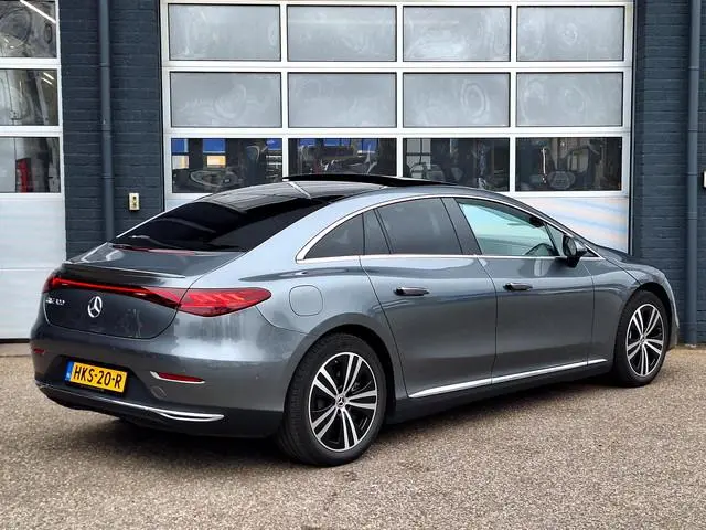 Mercedes-Benz EQE
