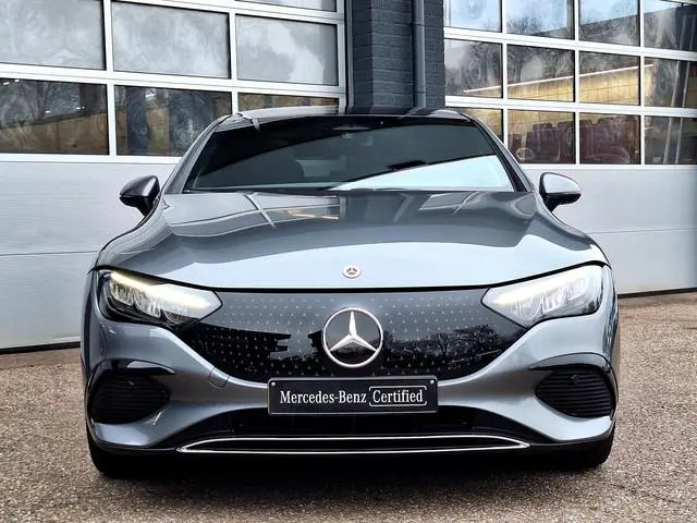Mercedes-Benz EQE